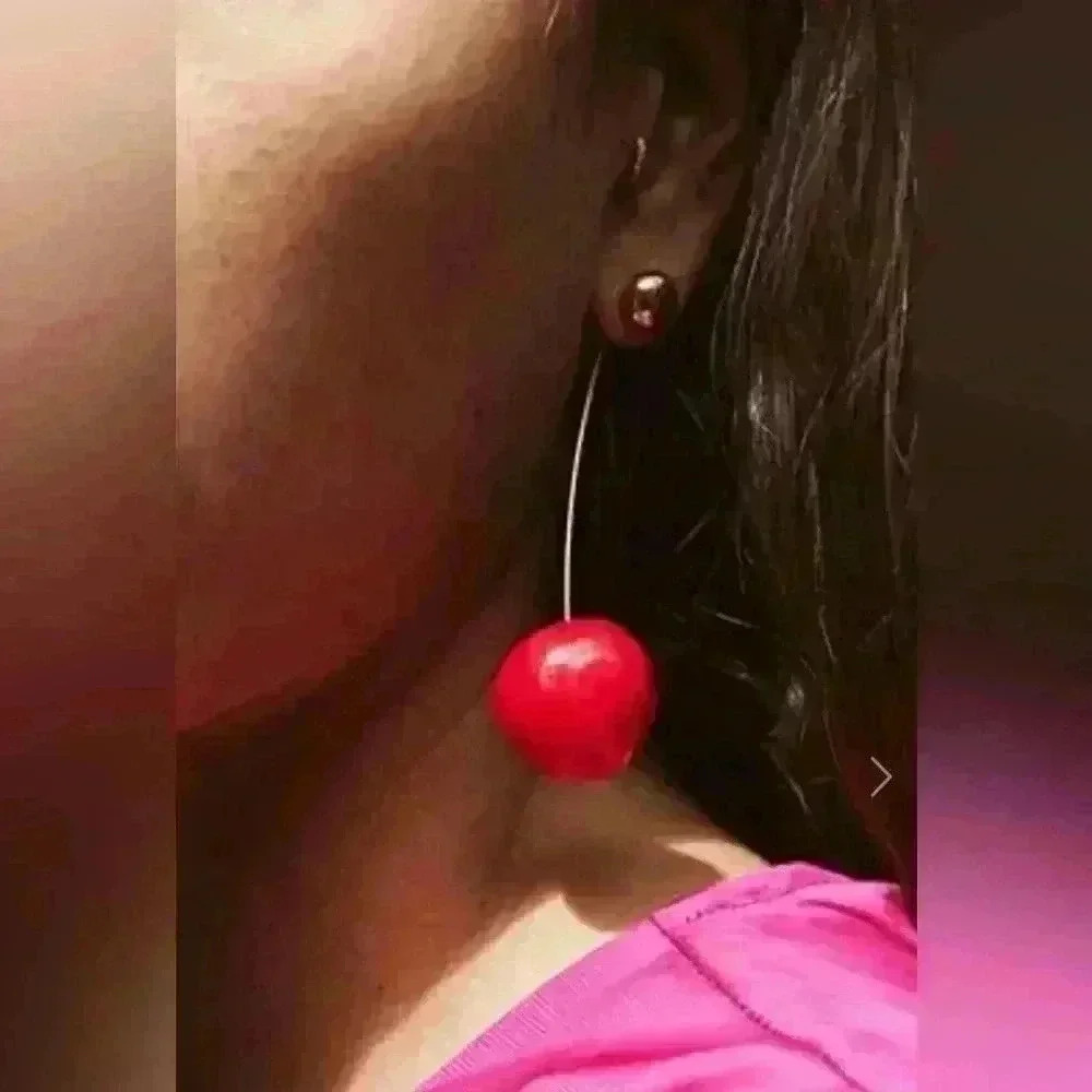 🔥🔥zara apple earrings